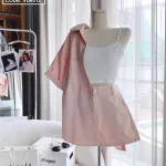Sét 3 món kaki hồng kèm áo crop trắng 2 dây + short