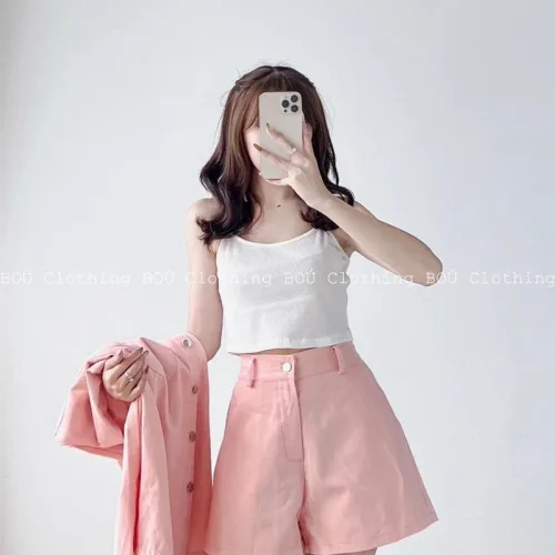 Sét 3 món kaki hồng kèm áo crop trắng 2 dây + short