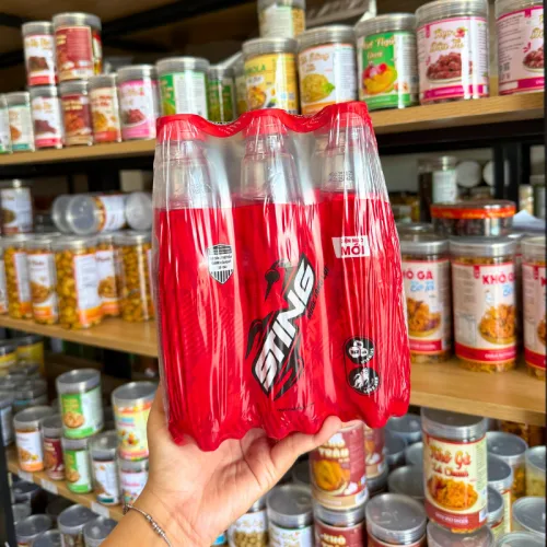 Set 6 Chai Nước Ngọt Sting Đỏ - Nước Tăng Lục Sting Hương Dâu Tây (330ml/Chai)