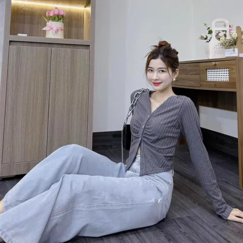Sét áo cổ bẻ + quần suông jean