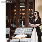 Sét áo đen form dài xẻ tà cổ v + quần suông trắng
