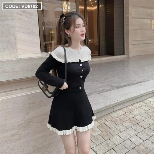Sét áo đen phối cổ ren trắng bèo + chân váy