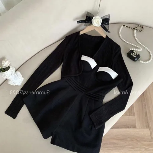 Sét áo khoác + jumsut ống phối ngực