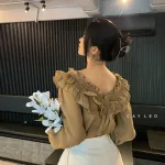 Sét áo nâu viền bèo ngực + short trắng
