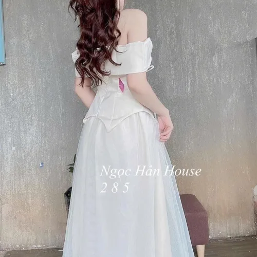 Sét áo nude trễ vai + chân váy midi xoè