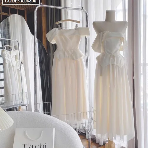 Sét áo nude trễ vai + chân váy midi xoè