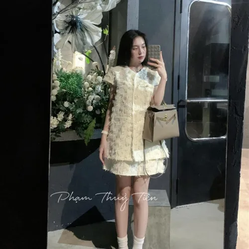 Sét áo phối lông vũ cổ v + chân váy