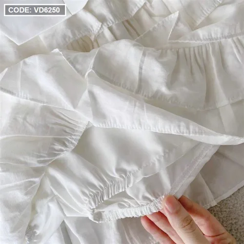 Sét áo trắng 2 dây bản to phối nút + chân váy tầng nhiều