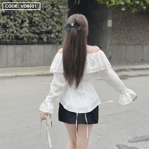 Sét áo trắng trễ vai tay loe + chân váy