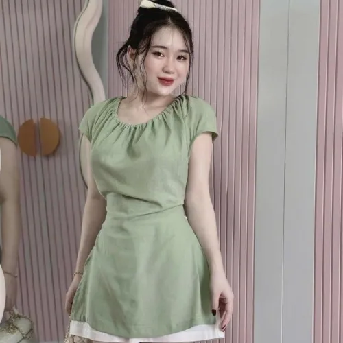 Sét áo xanh cổ tròn nhún xếp rút xẻ lai + short trắng