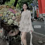 Sét beach áo + áo ống + chân váy xếp li