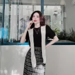 Sét chân váy midi kèm choàng