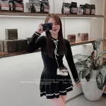 Sét chân váy xếp ly viền đen
