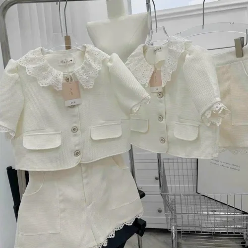 Sét crop dạ nude cổ sen ren + chân váy