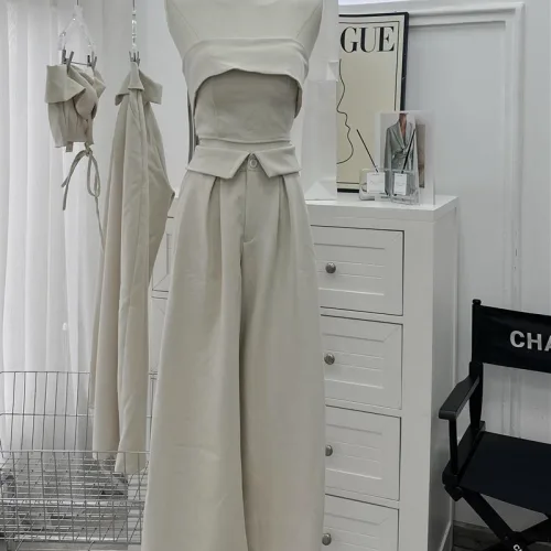 Sét crop ống nude đan dây lưng + quần suông
