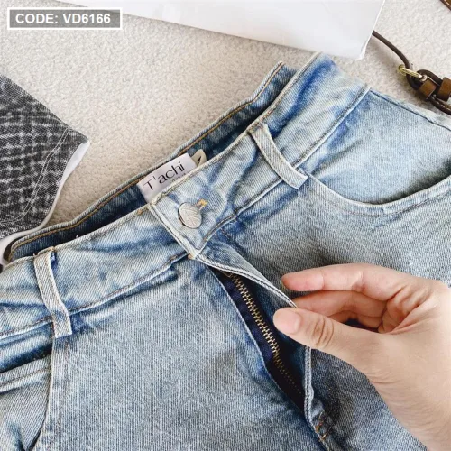 Sét crop pull trắng hình + chân váy midi jean xẻ đùi