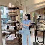 Sét crop sơ mi kẻ sọc rút eo + chân váy midi jean xẻ đùi
