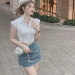 Sét crop sơ mi trắng chân váy jean xếp ly