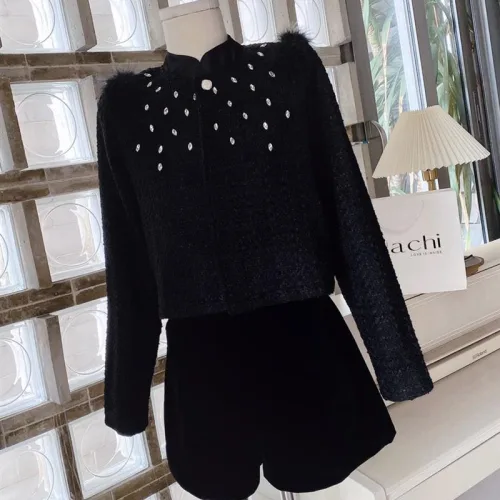 Sét dạ đen tay dài đính đá + short