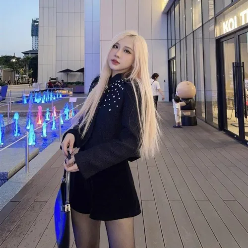 Sét dạ đen tay dài đính đá + short