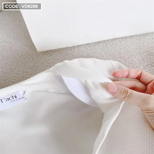 Sét đầm dạ trắng nơ đen ngực kèm khoác crop