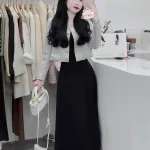 Sét đầm midi đen 2 dây kèm khoác dạ xám