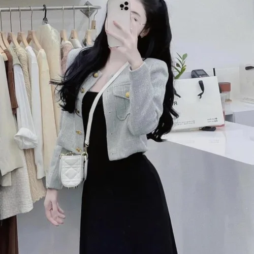 Sét đầm midi đen 2 dây kèm khoác dạ xám