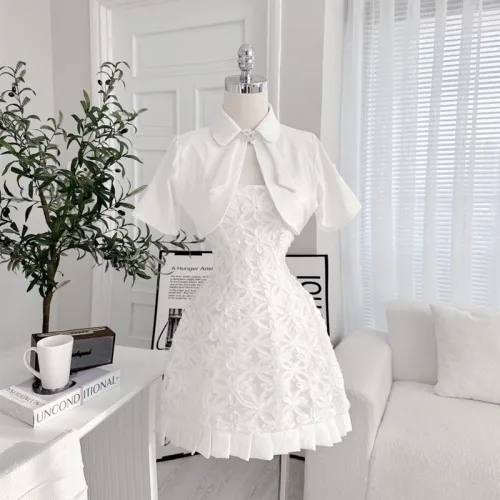 Sét đầm ren nổi xếp lai + áo khoác
