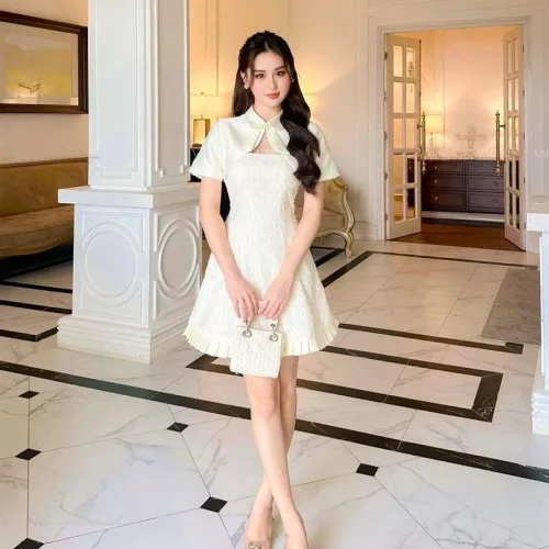 Sét đầm ren nổi xếp lai + áo khoác