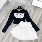 Sét đen phối cổ nơ bèo