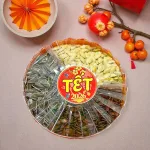 Set Hộp Mix Hạt 3 Vị (Hạt Dưa, Hạt Hướng Dương, Hạt Bí Trắng) Sun Khía 3 Ngăn 300G Hộp Quà Tết 2026