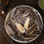 Set Hộp Mix Hạt 3 Vị (Hạt Dưa, Hạt Hướng Dương, Hạt Bí Trắng) Sun Khía 3 Ngăn 300G Hộp Quà Tết 2026