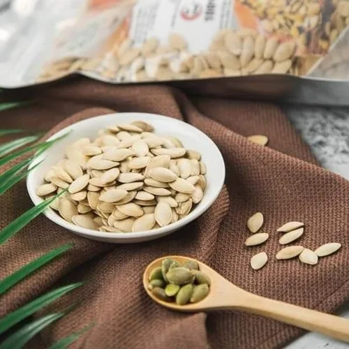 Set Hộp Mix Hạt 3 Vị (Hạt Dưa, Hạt Hướng Dương, Hạt Bí Trắng) Sun Khía 3 Ngăn 300G Hộp Quà Tết 2026