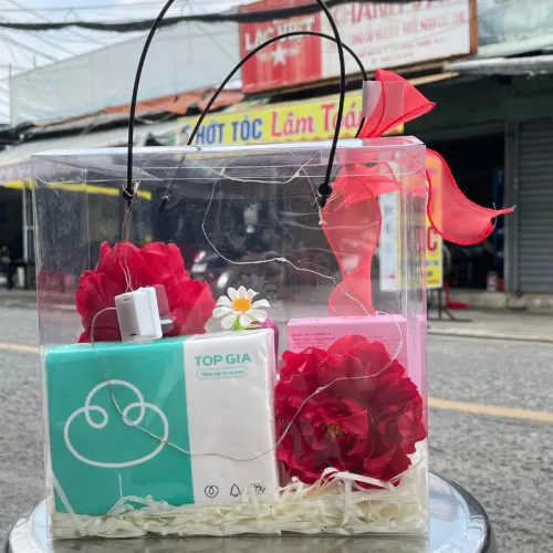 Set Hộp Quà Tặng Nước Hoa Nữ Charme Sì 25ml - Túi Trong Vuông Có Đèn Đom Đóm Lót Giấy Rơm Thắt Nơ Xinh Xắn Nhiều Màu