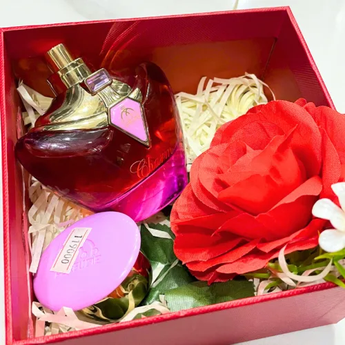 Set Hộp Quà Tặng Nước Hoa Nữ Good Charme Charm 50ml - Hộp Hoa Rơm Nhiều Màu