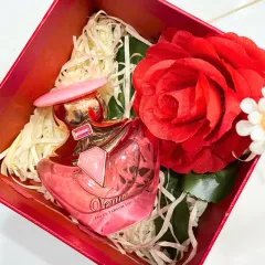 Set Hộp Quà Tặng Nước Hoa Nữ Good Charme Venus 50ml - Hộp Hoa Rơm Nhiều Màu