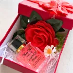 Set Hộp Quà Tặng Nước Hoa Nữ Kat Kev Parfume Chance Pink 50ml - Hộp Hoa Rơm Nhiều Màu