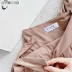 Sét khoác lưới tay dài kèm áo 2 dây nhún hông + chân váy xếp ly