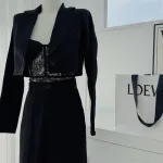 Sét khoác vest đen tay dài + crop 2 dây ren + quần suông