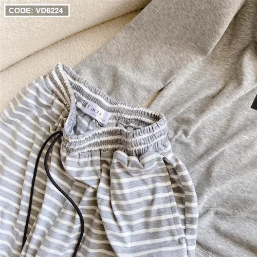 Sét pull xám miu miu + quần suông sọc quảng châu