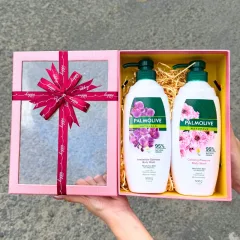 Set Quà Tặng Combo 2 Chai Sữa Tắm Palmolive Naturals 500g