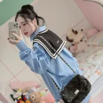 Sét sơ mi kẻ sọc xanh choàng cổ viền + short trắng