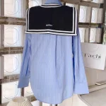Sét sơ mi kẻ sọc xanh choàng cổ viền + short trắng