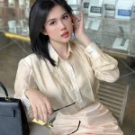 Sét sơ mi nude + chân váy midi xẻ