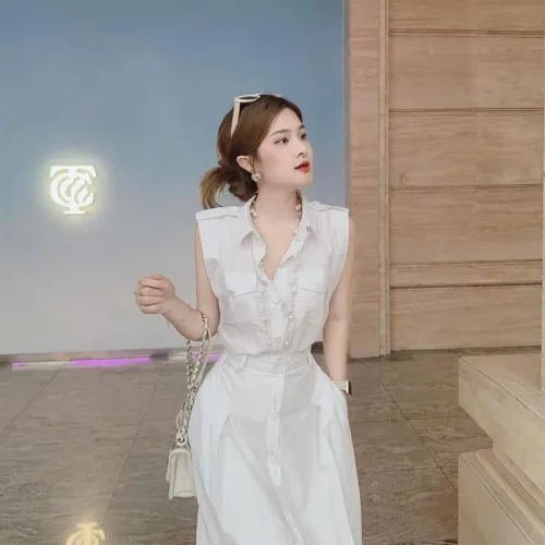 Sét sơ mi trắng túi nắp + chân váy midi