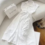 Sét sơ mi trắng túi nắp + chân váy midi