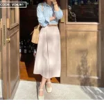 Sét sơ mi xanh + chân váy midi nude kèm nịt