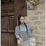 Sét sơ mi xanh nơ cổ kèm crop yếm gân xám + short trắng