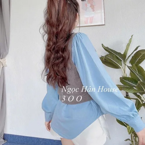 Sét sơ mi xanh nơ cổ kèm crop yếm gân xám + short trắng