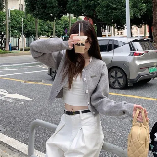 Sét trắng 3 món khoác xám
